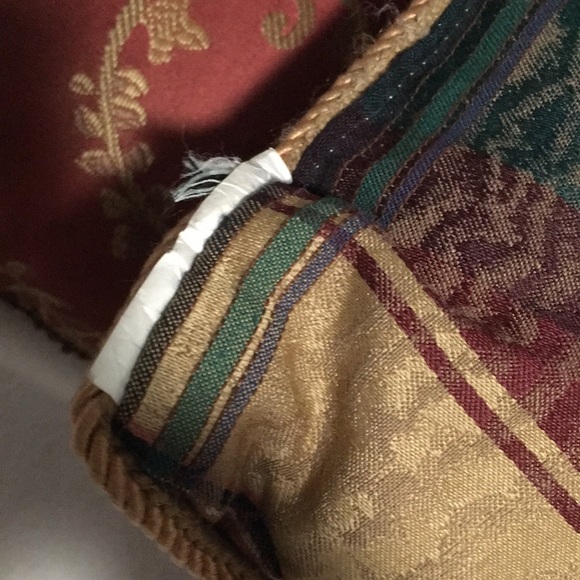 Set of two decorative throw bed couch pillows. Checked striped floral satin look - Picture 8 of 9